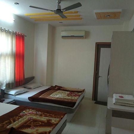 Hotel Sudarshan Nāthdwāra Esterno foto
