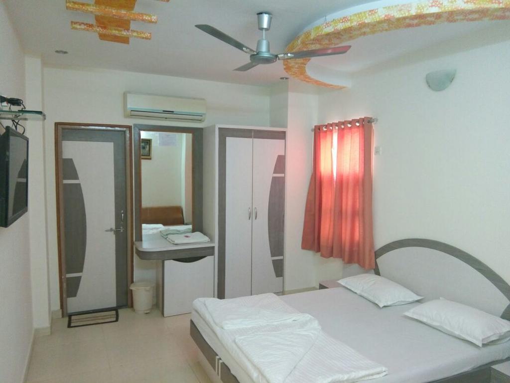 Hotel Sudarshan Nāthdwāra Esterno foto