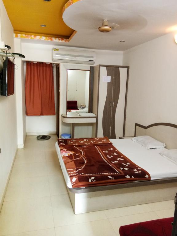 Hotel Sudarshan Nāthdwāra Esterno foto